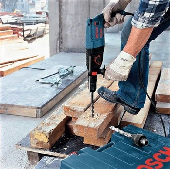 BOSCH GBH2-26DFR 2KG SDS+ HAMMER DRILL 110V