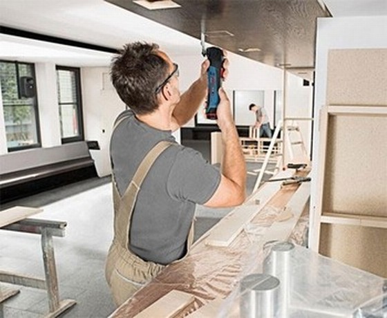 BOSCH GOP10.8VLI 10.8V MULTI CUTTER IN L-BOXX WITH ACCESSORIES SHOWN