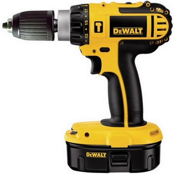 DEWALT DC725KA 18V COMPACT COMBI DRILL 2 X 2.0Ah Ni-Cad