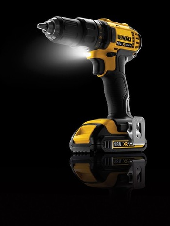 DEWALT DCD780L2 18V 2 SPEED XRP DRILL/DRIVER WITH 2 x 3.0Ah LI-ION XR BATTERIES INCLUDES MAG BOX SET