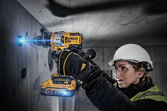 DEWALT DCD999H2T-GB 18V BRUSHLESS COMBI HAMMER DRILL 2 x 5.0ah POWERSTACK BATTERIES