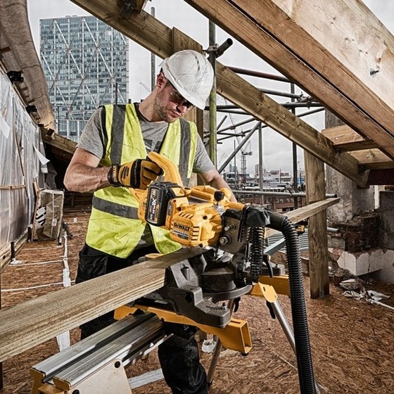 DEWALT DCS777T2-GB 54v FLEXVOLT XR MITRE SAW 216mm WITH 2 x 6.0ah LI-ION BATTERIES