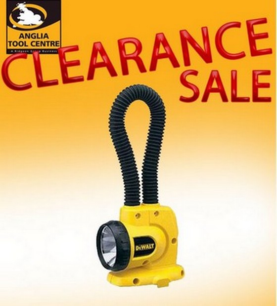 DEWALT DW919 HEAVY DUTY 18V FLASHLIGHT