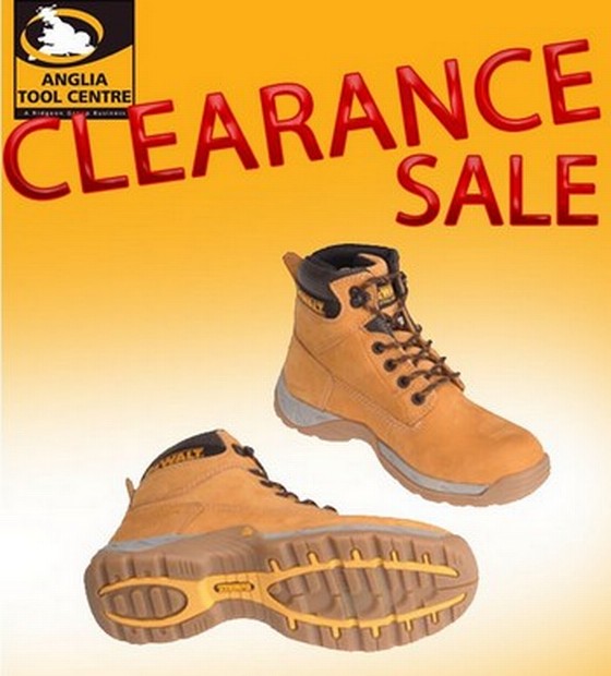DEWALT IMPACT SAFETY BOOT SIZE 12 **vat is not charged on this product**