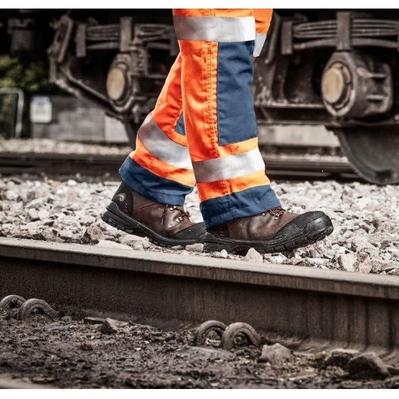 DICKIES FC9535 CAMERON SAFETY BOOTS BROWN SIZE 11