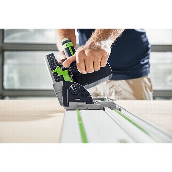 FESTOOL 576706 TS55 FEQ-PLUS PLUNGE SAW 240V + 2X RAILS, 2X CONNECTORS & GUIDE RAIL BAG