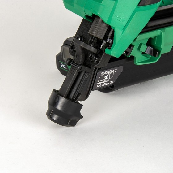 HIKOKI NR1890DCAJPZ 18V FRAMING NAILER 2 X 5.0AH LI- BATTERIES AND CHARGER (2ND GEN NAILER) C/W BOX OF 3.1 X 90MM NAILS 