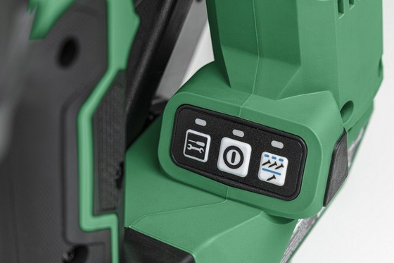 HIKOKI NT1865DAAJXZ 18V 15G ANGLED FINISH NAILER 2 X 2.0AH LI-ION BATTERIES & CHARGER (2ND GEN NAILER)