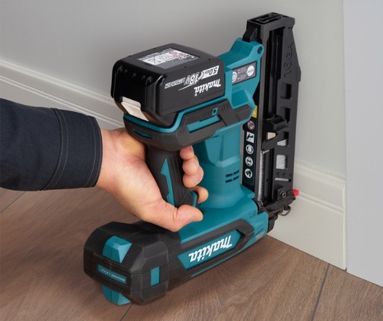 MAKITA DBN601ZJ 18v LXT BRUSHLESS STRAIGHT FINISHING NAILER 16GA (BODY ONLY)