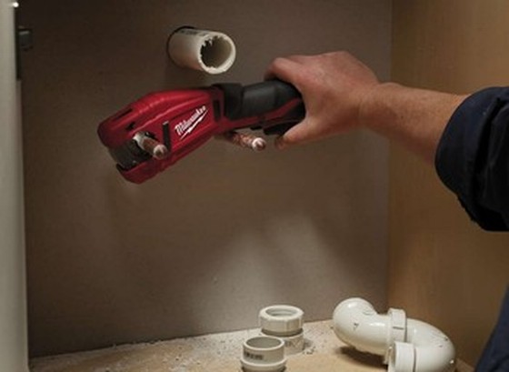 MILWAUKEE C12PC-202C 12V PIPE CUTTER 1 X 2.0ah Li-ion BATTERY