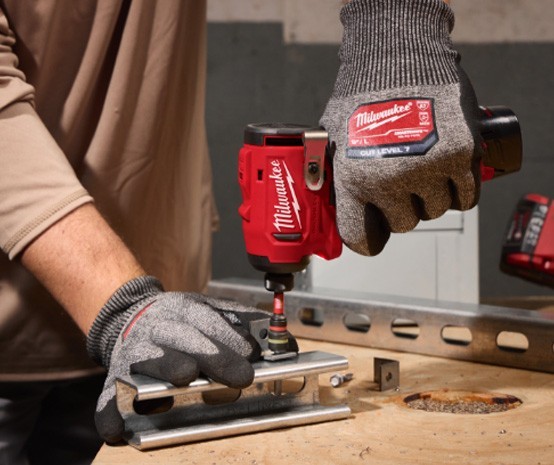 MILWAUKEE M12BLIDRC-0 12v BRUSHLESS IMPACT DRIVER (BODY ONLY)