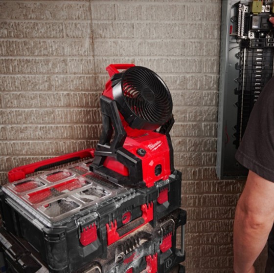 MILWAUKEE M18AF-0 FAN (BODY ONLY)