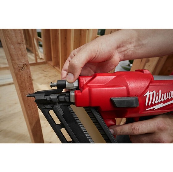 MILWAUKEE M18FFN-0C 18V 1ST FIX BRUSHLESS NAILER (BODY ONLY) (SUPPLIED IN CARRY CASE)