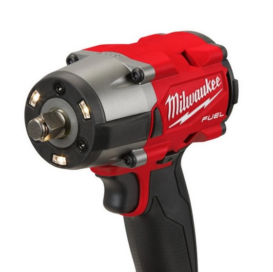 MILWAUKEE M18FMTIW2F12-502X 18v 1/2 INCH IMPACT WRENCH WITH 2 x 5.0ah BATTERIES