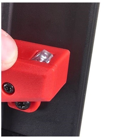 MILWAUKEE M18FN18GS-202X 18V BRUSHLESS 2ND FIX 18 GAUGE NAILER WITH 2X 2.0AH LI-ION BATTERIES