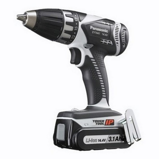 PANASONIC EY7441LR2S 14.4V LITHIUM-ION DRILL DRIVER 2 X 3.1ah Li-ion BATTERIES