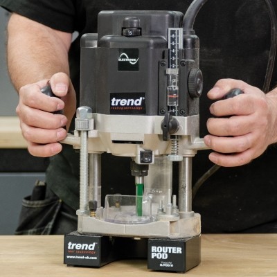 TREND R/POD/A UNIVERSAL SAFETY ROUTER STAND